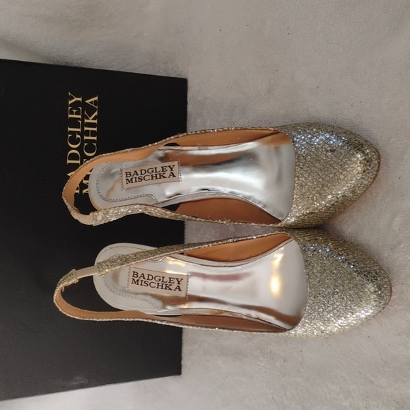 Badgley Mischka Kiss-Kiss Gold/Silver Heels Size 7.5 - Picture 8 of 11